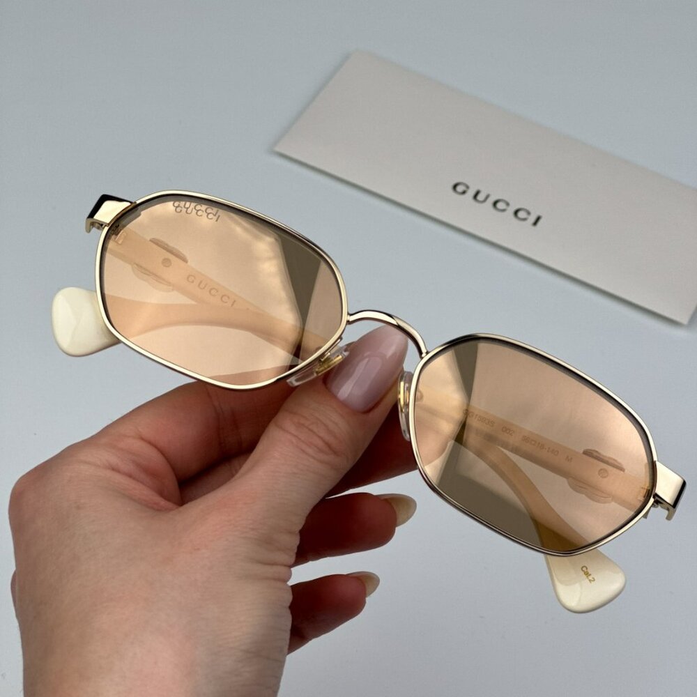 Gucci GG1593S 002 BRAND NEW Sunglasses Gold Ivory Pink  Geometric Unisex